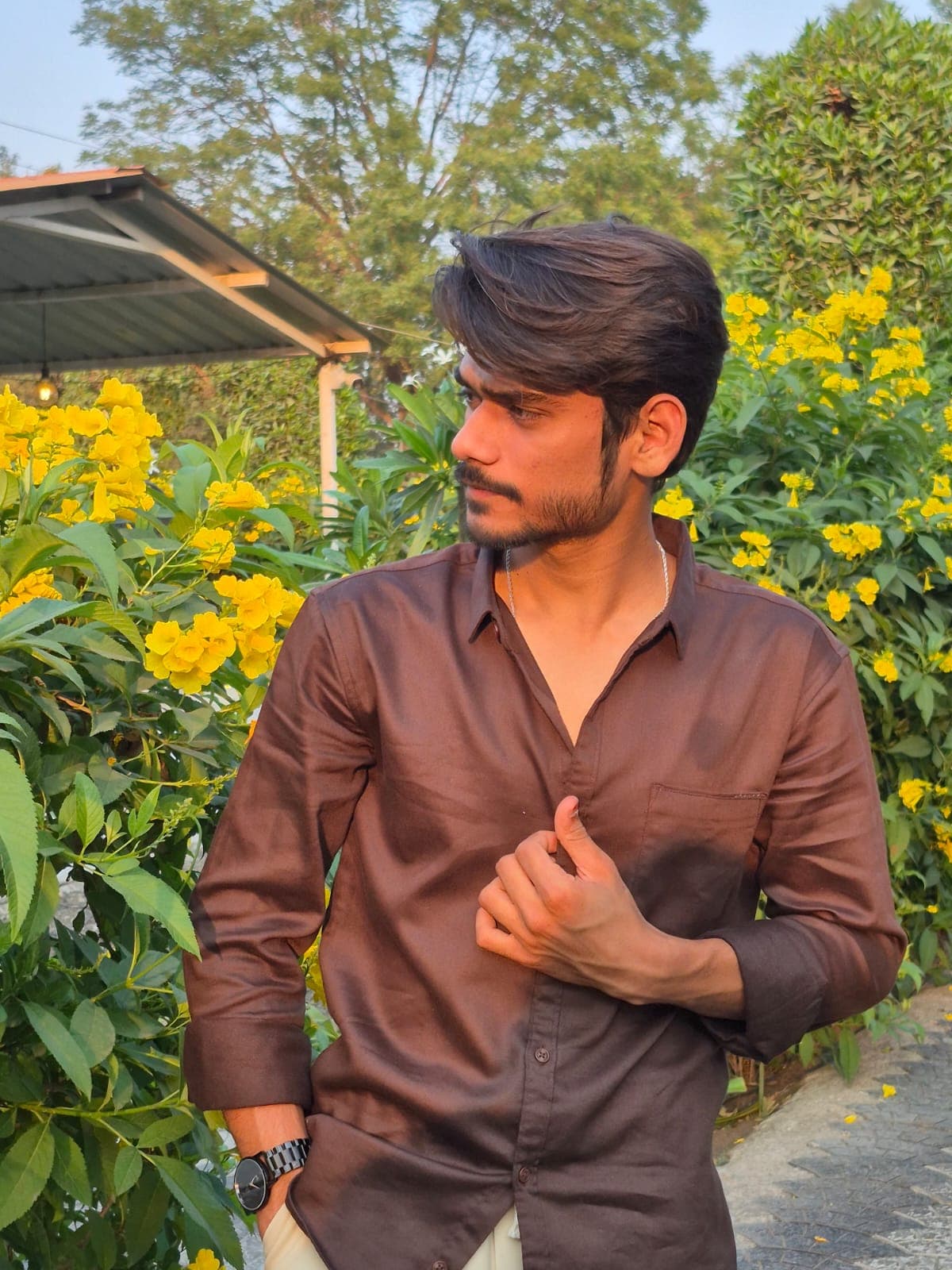 Portrait close frame